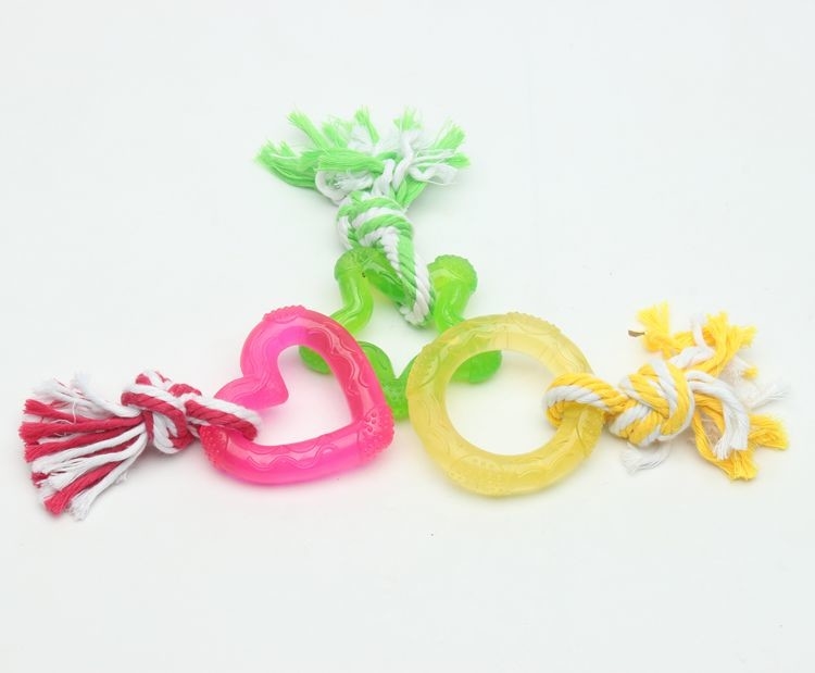Eco - Friendly Cute TPR Dog Toy For Bulldogs Heart Star Round Shape